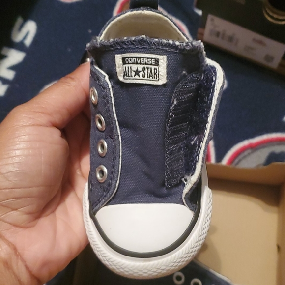 Sneakers - Picture 4 of 5